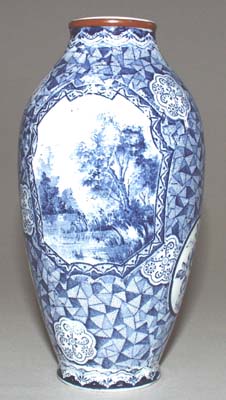 Vase c1900